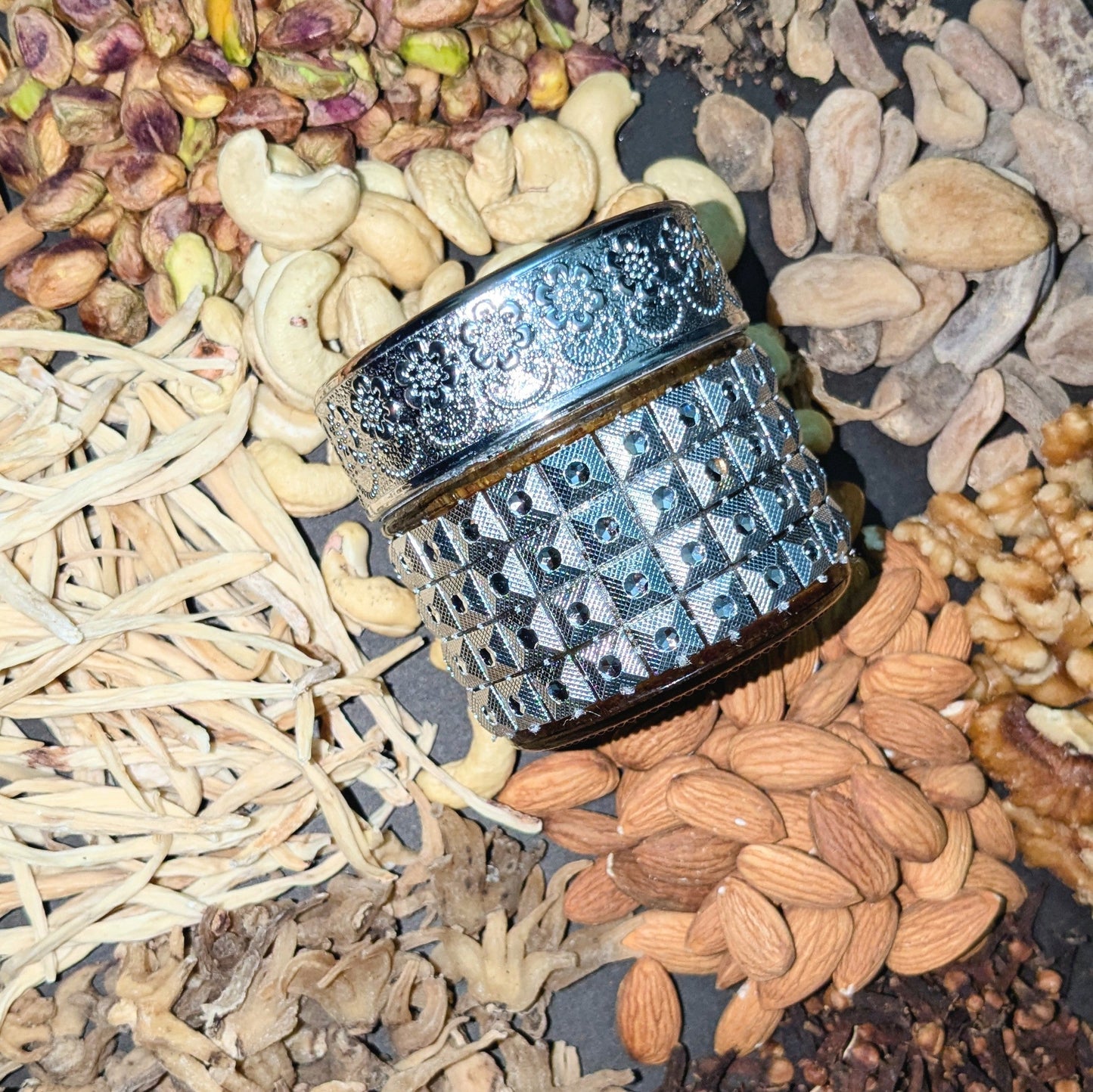 𝑴𝒂𝒋𝒐𝒐𝒏-𝒆-𝑵𝒊𝒔𝒂 🌸